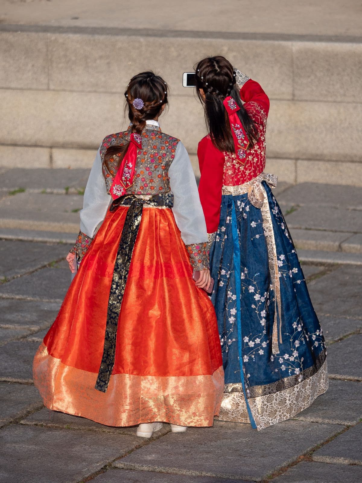 Hanbok rental near Gyeongbokgung, Seoul: price and free entry — photo 4