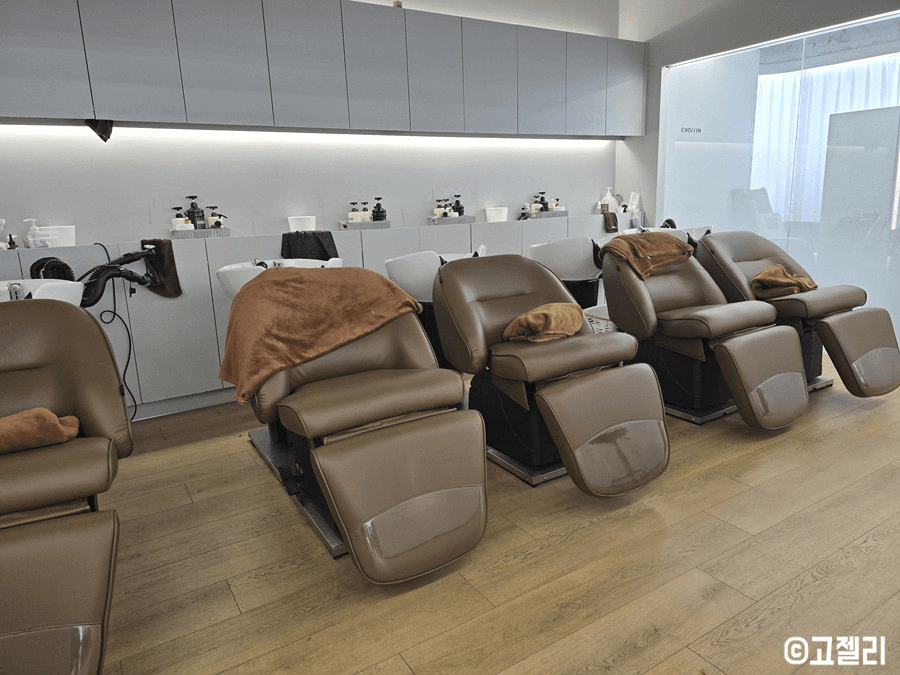 Choijin Hair Apgujeong Rodeo Main Branch · 照片 8